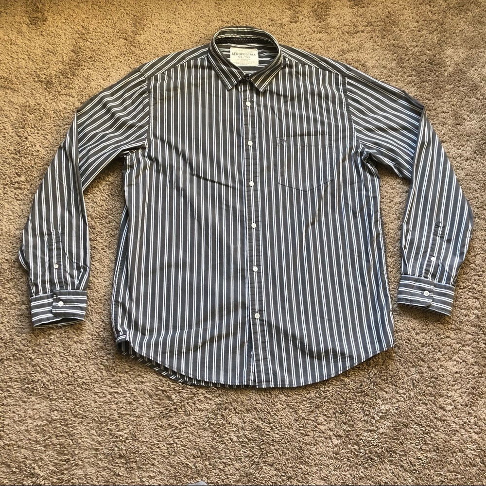 Aéropostale gray pinstriped long sleeve casual button down shirt